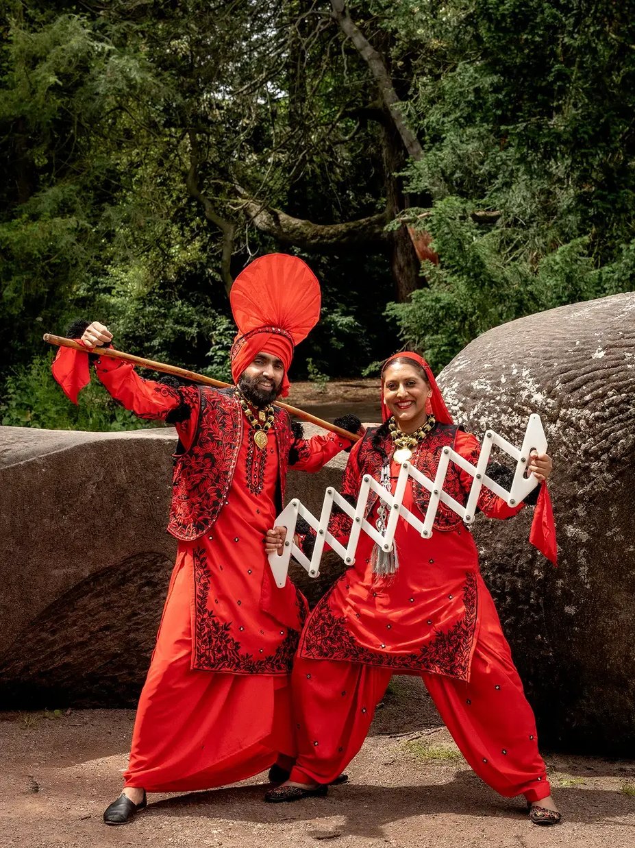pritpal-and-ravneet-school-of-bhangra